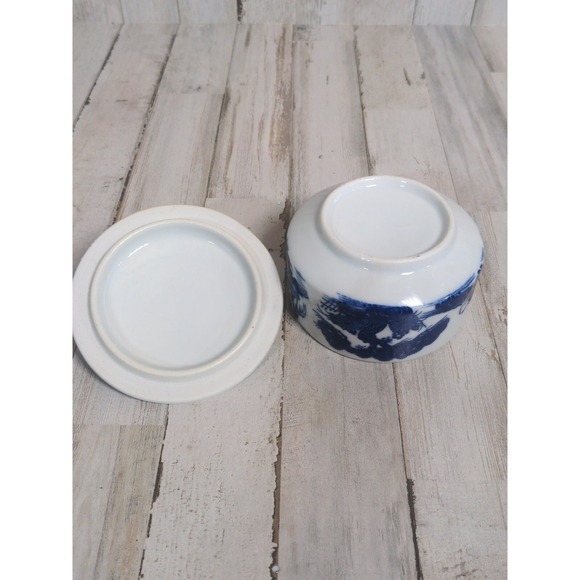 VINTAGE JAPANESE Karako Pattern Lidded Rice Bowl - Picture 7 of 7